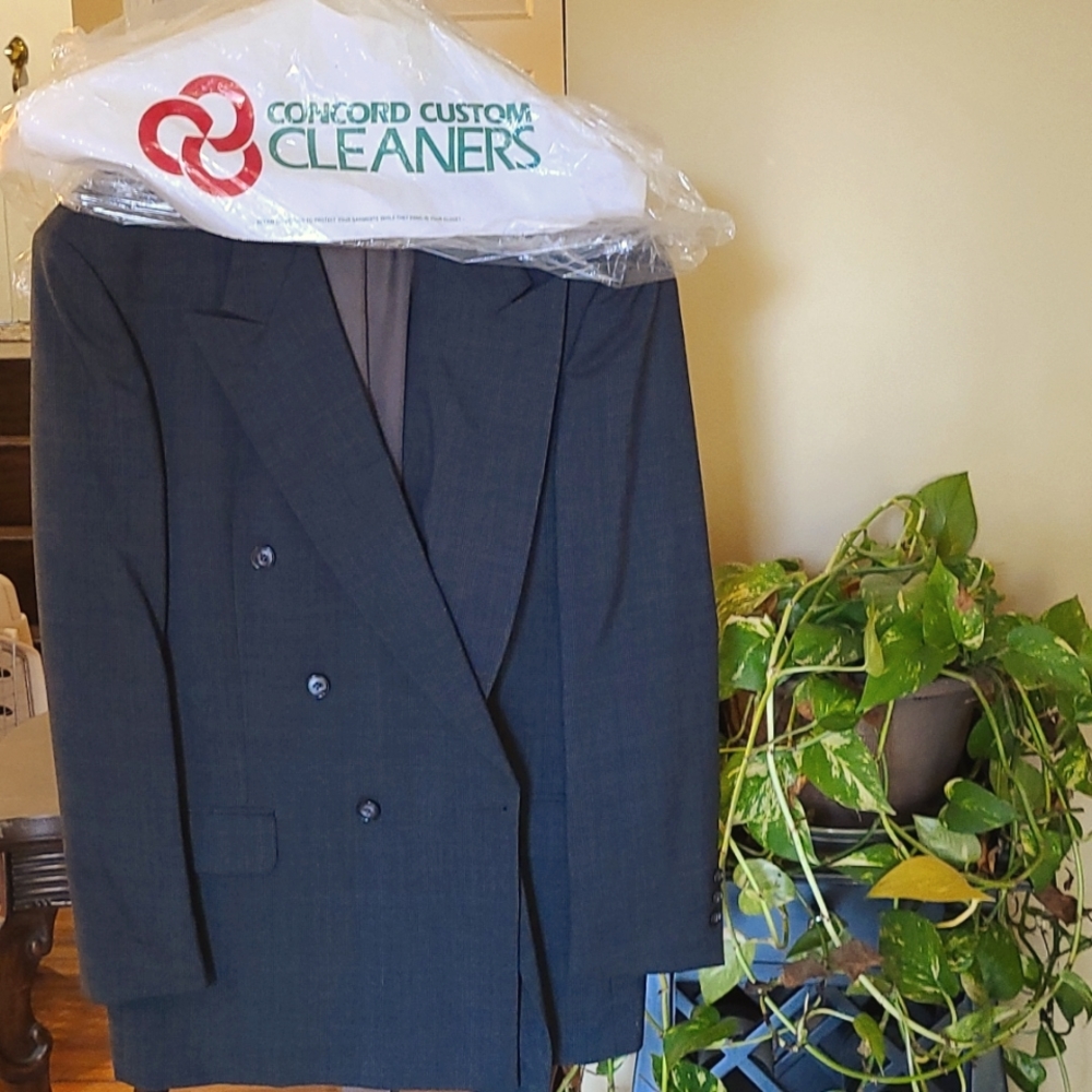 Men's Suit